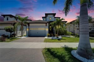 1025 Seagrape Dr, RUSKIN