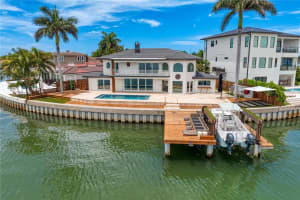 2250 DONATO DRIVE, BELLEAIR BEACH, FL 33786 - MLS#MFRTB8379196