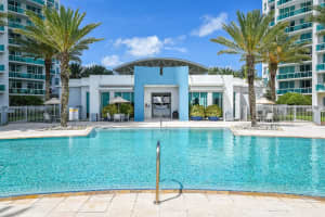 241 RIVERSIDE DRIVE, DAYTONA BEACH, FL 32117 - MLS#MFRTB8379229