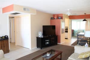 9950 47TH AVENUE, ST PETERSBURG, FL 33708 - MLS#MFRTB8379238