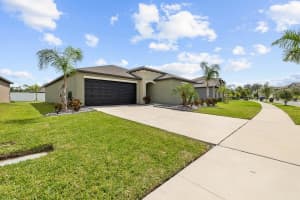 10333 SCARLET SKIMMER DRIVE, RIVERVIEW, FL 33578 - MLS#MFRTB8379275