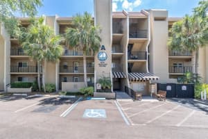 90 HIGHLAND AVENUE, TARPON SPRINGS, FL 34689 Sold 06/10/25
