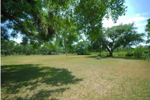 934 JERRY SMITH ROAD, DOVER, FL 33527 Sold 06/12/25