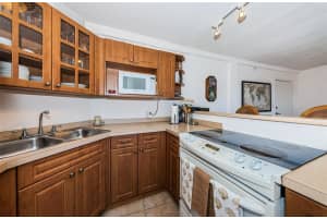 3315 58TH AVENUE, ST PETERSBURG, FL 33711 - MLS#MFRTB8379377