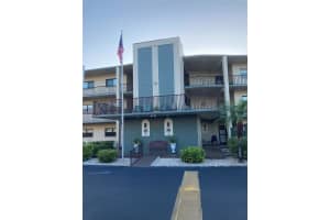 7951 58TH AVENUE, ST PETERSBURG, FL 33709 - MLS#MFRTB8379455