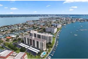 690 Island Way #1011, CLEARWATER BEACH