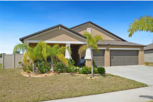 5457 Leslie Canyon Dr, WIMAUMA