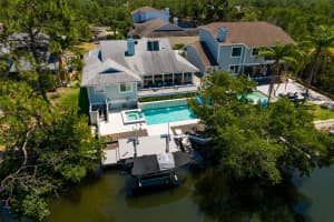 733 CAPTIVA COURT, ST PETERSBURG, FL 33702 Sold 06/12/25