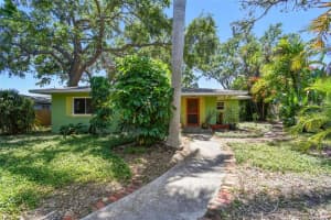 220 22nd Ave Se, ST PETERSBURG