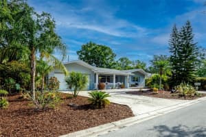 930 LYNDHURST STREET, DUNEDIN, FL 34698 Sold 05/30/25