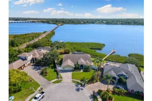826 Christina Cir, OLDSMAR