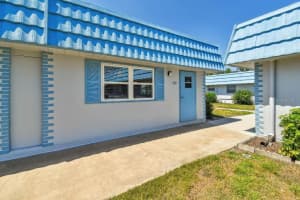 302 ANDOVER PLACE, SUN CITY CENTER, FL 33573 Sold 06/09/25