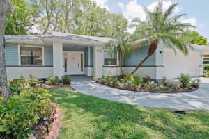 6908 Arbor Oaks Cir, BRADENTON