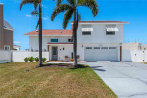 2202 Donato Dr, BELLEAIR BEACH