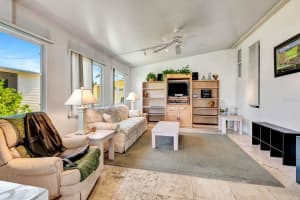 5205 4TH B STREET, BRADENTON, FL 34203 - MLS#MFRTB8379887
