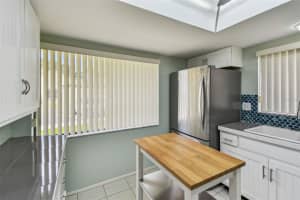 2537 OAKLEAF LANE, CLEARWATER, FL 33763 Sold 06/19/25