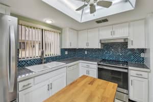 2537 OAKLEAF LANE, CLEARWATER, FL 33763 Sold 06/19/25