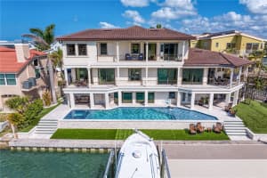 5939 BAYVIEW CIRCLE, GULFPORT, FL 33707 Sold 07/01/25