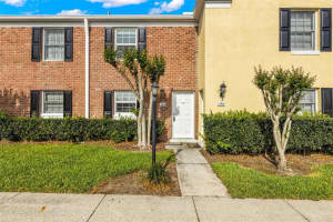 13696 ORANGE SUNSET DRIVE, TAMPA, FL 33618 Sold 06/16/25