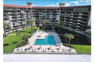 18304 Gulf Blvd #309, REDINGTON SHORES