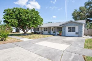 9118 108th Ave, SEMINOLE