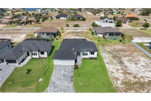 2720 41ST AVENUE, CAPE CORAL, FL 33993 - MLS#MFRTB8379991