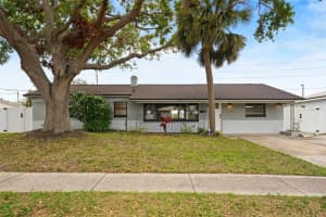 2250 64th St N, ST PETERSBURG