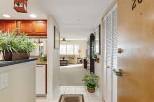 2595 COUNTRYSIDE BOULEVARD, CLEARWATER, FL 33761 - MLS#MFRTB8380147