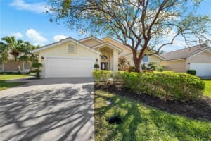 5290 White Sand Cir Ne, ST PETERSBURG