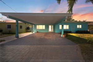 1025 BOCA CIEGA ISLE DRIVE, ST PETE BEACH, FL 33706 Sold 07/30/25