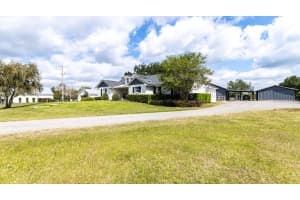 812 Jameson Rd, LITHIA