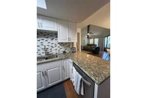 404 LENNOX ROAD, PALM HARBOR, FL 34683 - MLS#MFRTB8380268