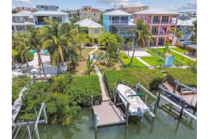 1326 APOLLO BEACH BOULEVARD, APOLLO BEACH, FL 33572 Sold 08/29/25