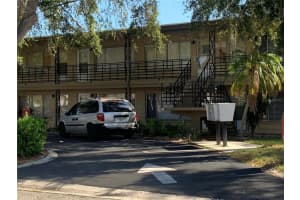 1257 Drew St #15, CLEARWATER