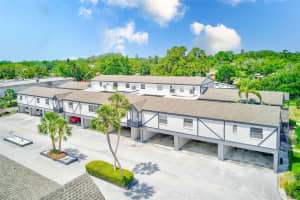 1137 King Arthur Ct #501, DUNEDIN