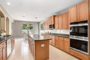 808 HICKORY GLEN DRIVE, SEFFNER, FL 33584 Sold 08/15/25