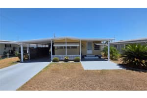 5446 Joyce St, ZEPHYRHILLS