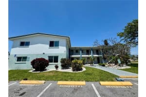 11225 1st St E, TREASURE ISLAND