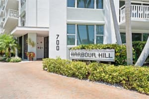 700 BEACH DRIVE, ST PETERSBURG, FL 33701 Sold 06/20/25