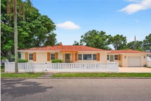 600 30th St N, ST PETERSBURG