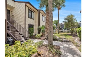 404 MOORINGS COVE DRIVE, TARPON SPRINGS, FL 34689 Sold 06/10/25