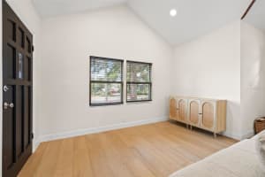 2429 1ST AVENUE, ST PETERSBURG, FL 33713 Sold 06/02/25