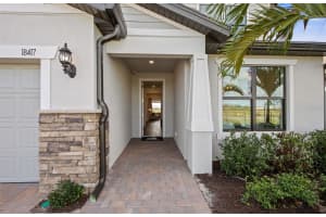 5949 BLUESTAR COURT, LAKEWOOD RANCH, FL 34211 - MLS#MFRTB8380873