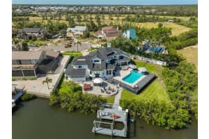 945 BUNKER VIEW DRIVE, APOLLO BEACH, FL 33572 - MLS#MFRTB8380877