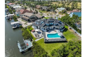 945 BUNKER VIEW DRIVE, APOLLO BEACH, FL 33572 - MLS#MFRTB8380877