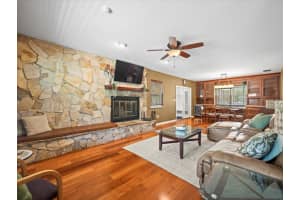 10206 HYALEAH ROAD, TAMPA, FL 33617 Sold 07/16/25