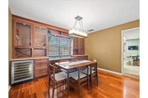 10206 HYALEAH ROAD, TAMPA, FL 33617 Sold 07/16/25