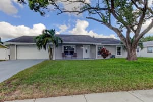 706 KINGSWOOD LOOP, BRANDON, FL 33511 Sold 06/04/25