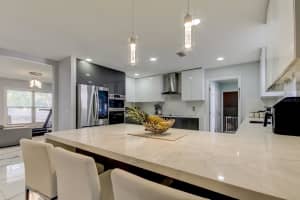 706 KINGSWOOD LOOP, BRANDON, FL 33511 Sold 06/04/25