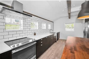 847 HIGHLAND STREET, ST PETERSBURG, FL 33701 Sold 07/10/25